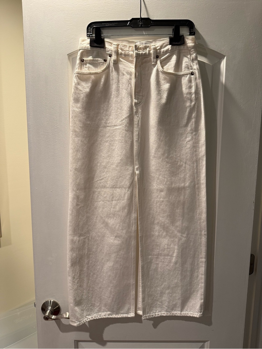 NWOT Agolde Leif skirt milkshake